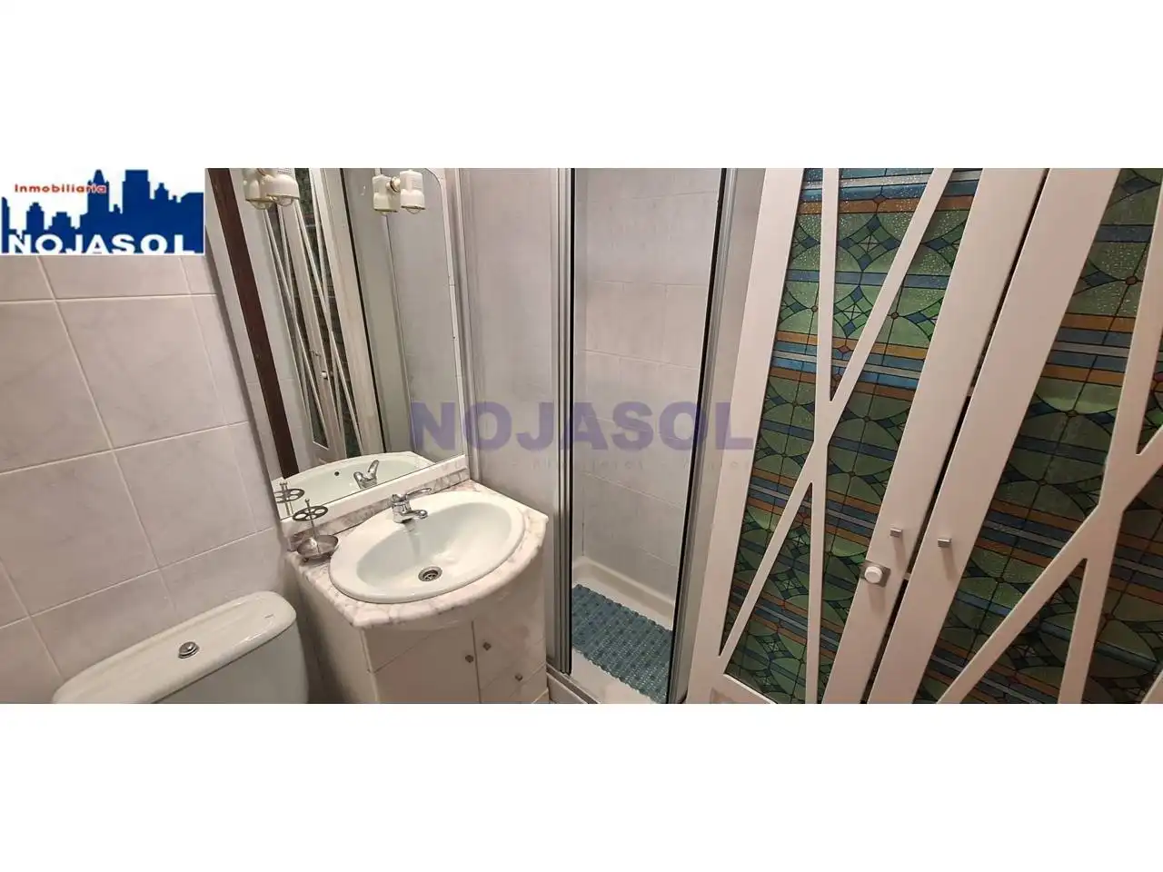 Bany de Apartament de lloguer en Noja amb Calefacció, Terrassa i Moblat