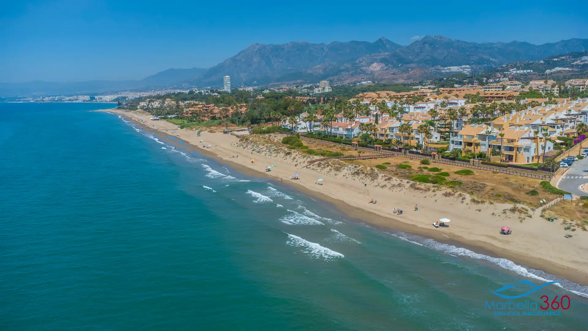 Casa adosada en venda a Alameda del Mar, 2, Bahía de Marbella