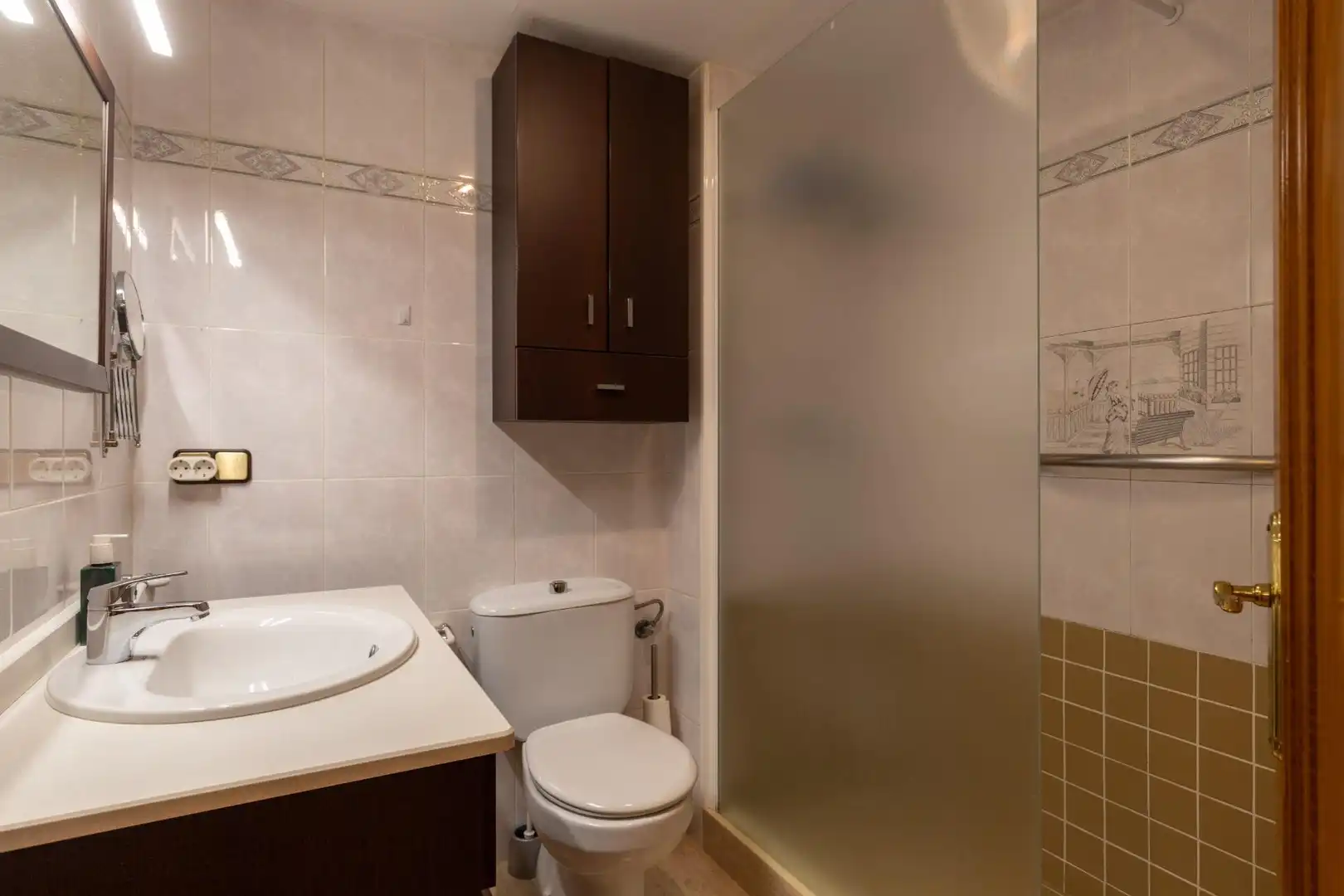 Bathroom of Houses for sale in Terrassa  with Terrace and Storage room