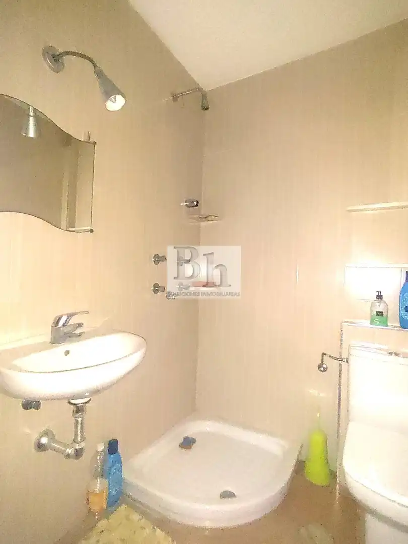 Bathroom of Commercial properties for sale in Alhaurín de la Torre  with Air Conditioner and Furnished