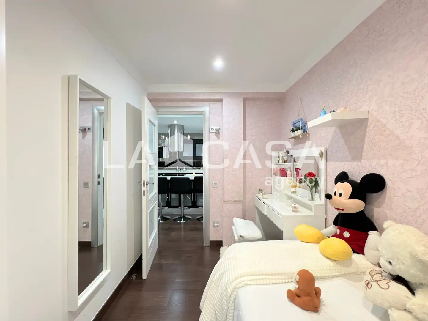 Schlafzimmer von Wohnung zum Verkauf in Badalona mit Balkon