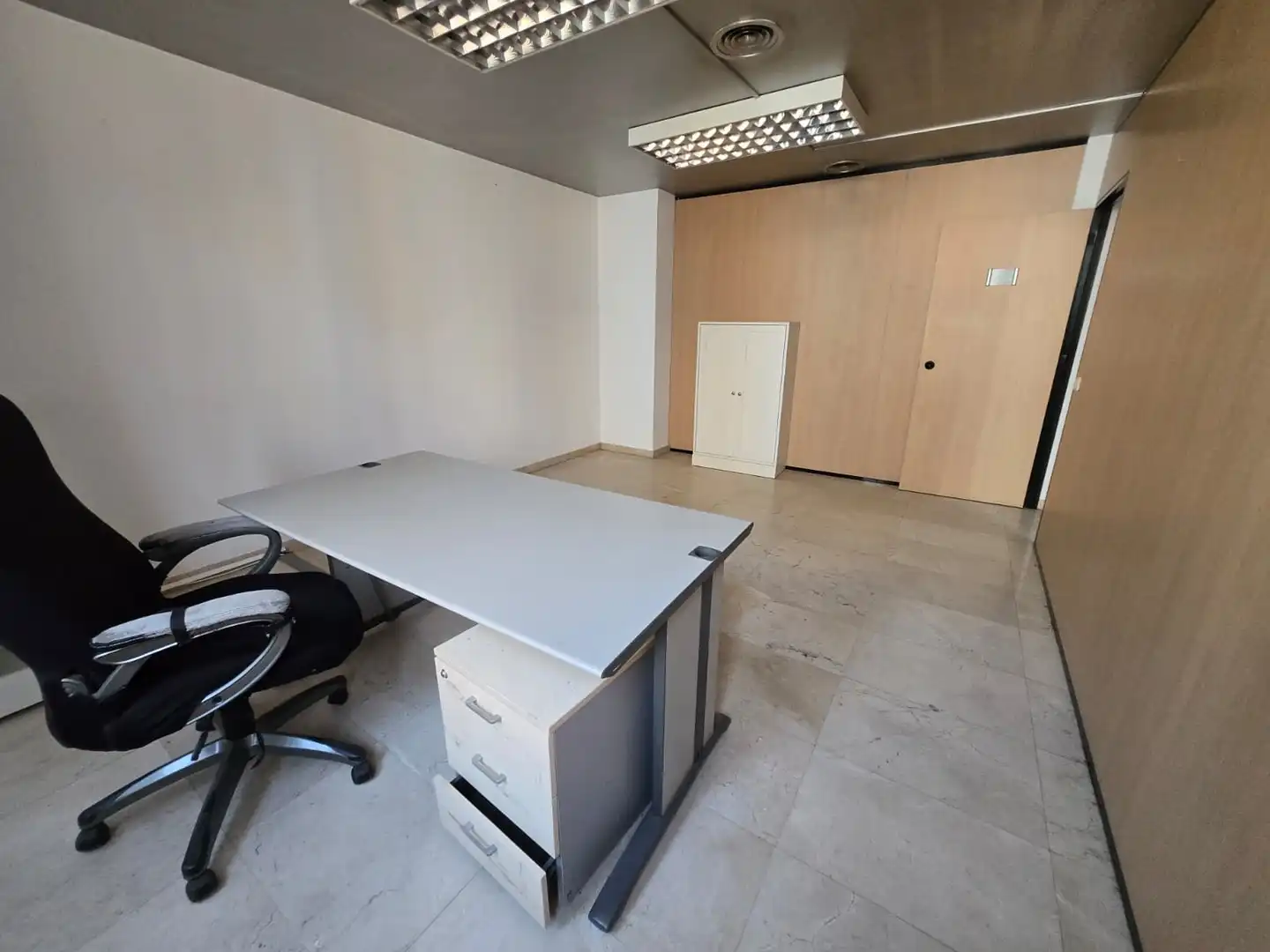 Oficina de alquiler en Centre - Sant Josep - Sanfeliu