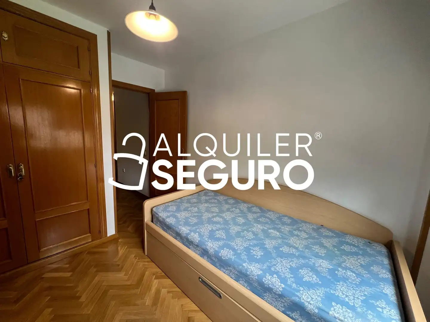 Bedroom of Flat for rent in Tres Cantos  with Air Conditioner, Heating and Swimming Pool