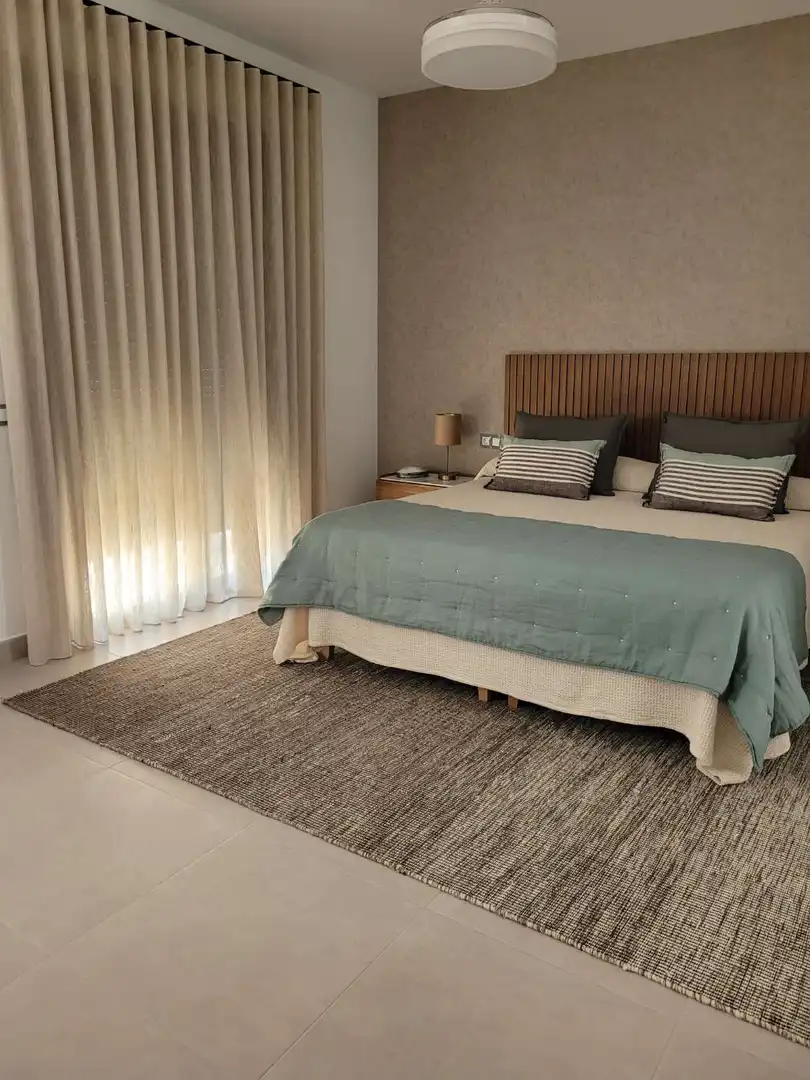 Habitación de Ático en venta en Vélez-Málaga con Aire acondicionado, Piscina y Internet