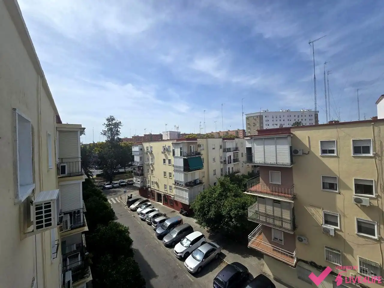 Piso de alquiler en Nalón, El Plantinar – Avda. La Paz - El Juncal