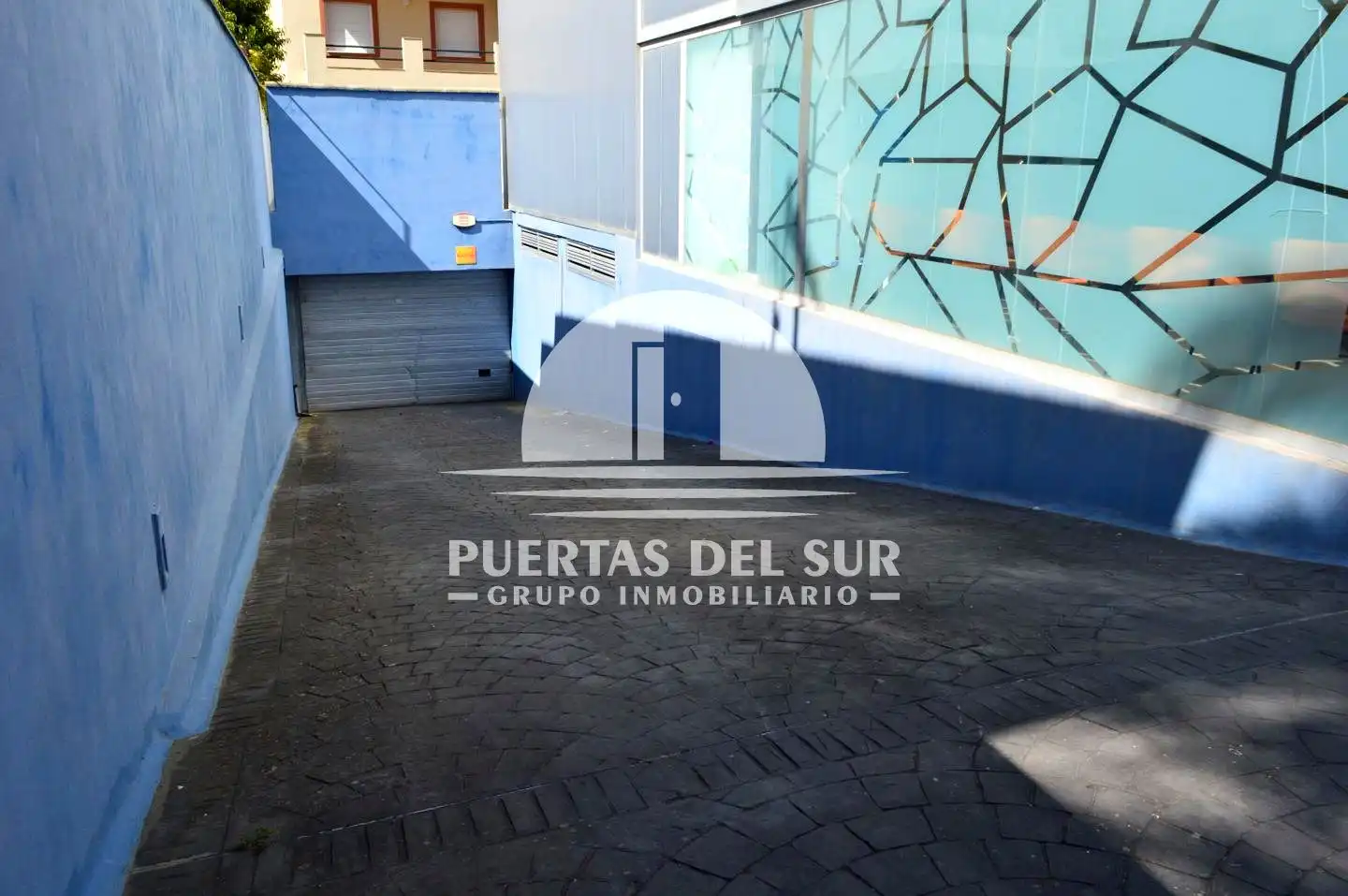 Exterior view of Ground floor for sale in Rota  with Air Conditioner