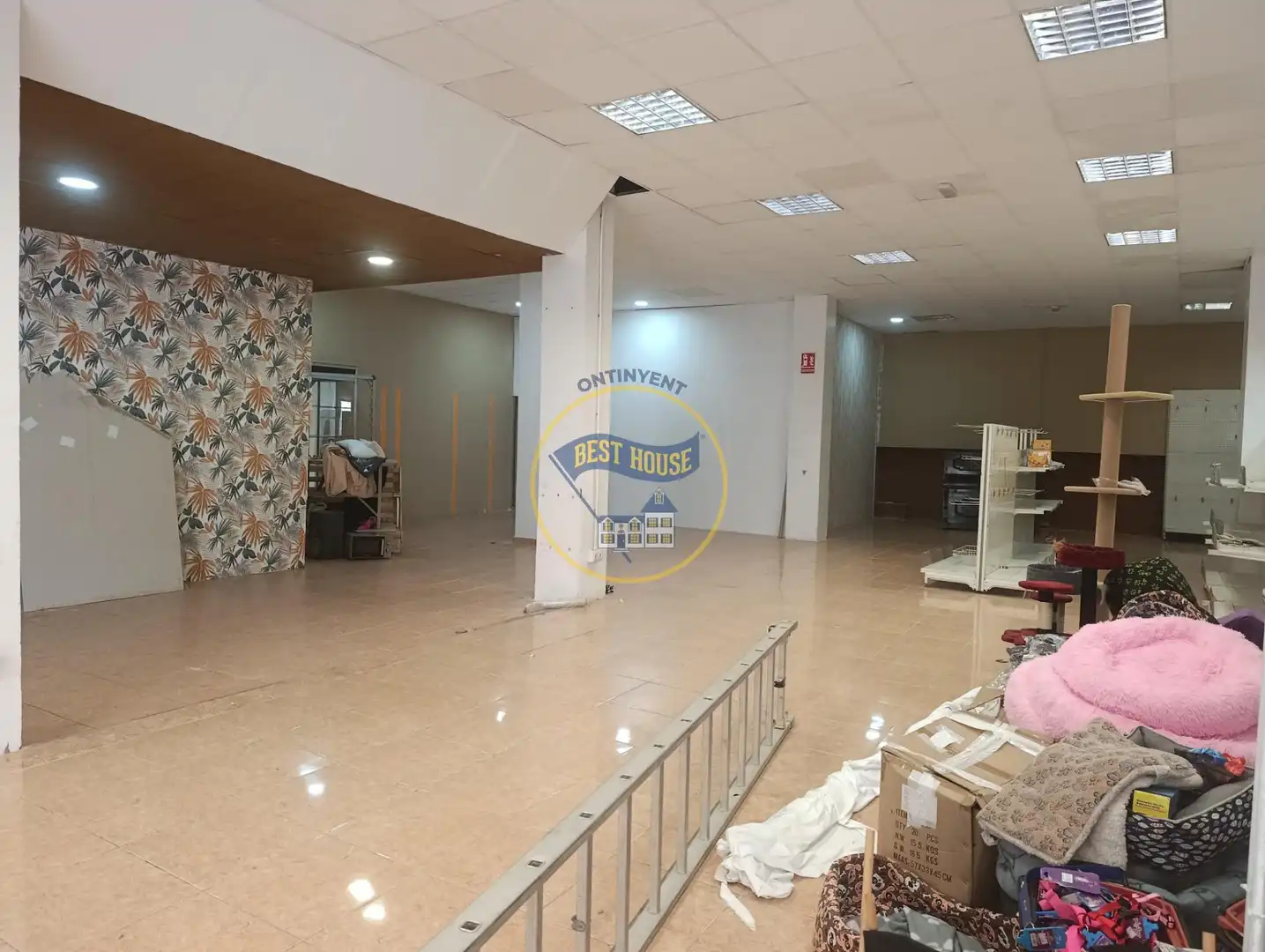 Local de alquiler en Ontinyent con Aire acondicionado
