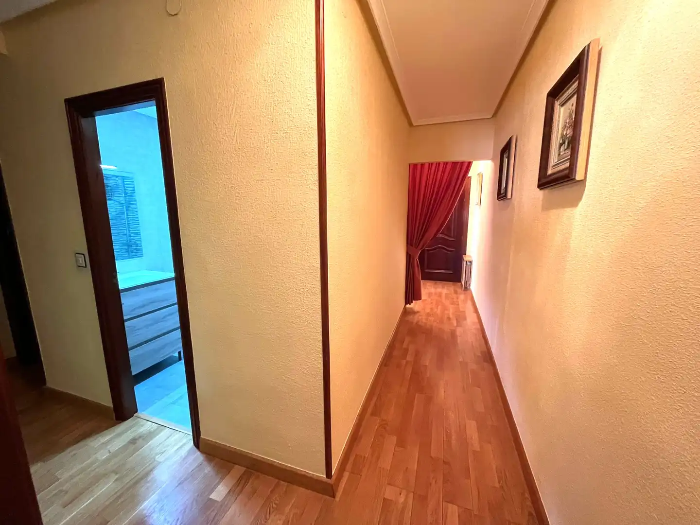 Piso en venta en Cuéllar con Calefacción, Parquet y Trastero