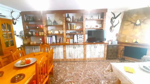 Foto 2 de Casa adosada en venda a Calle Cruz de Orea, 61, Cazorla, Jaén