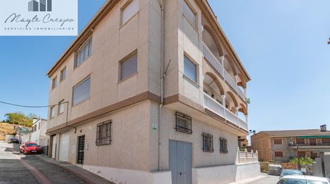 Edificio con dos viviendas en Jun, imagen 3