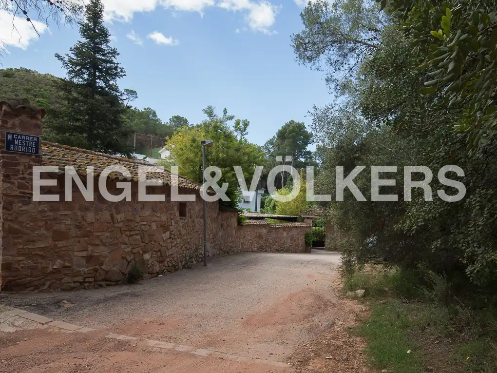 Houses for sale in Náquera  with Air Conditioner, Heating and Private garden
