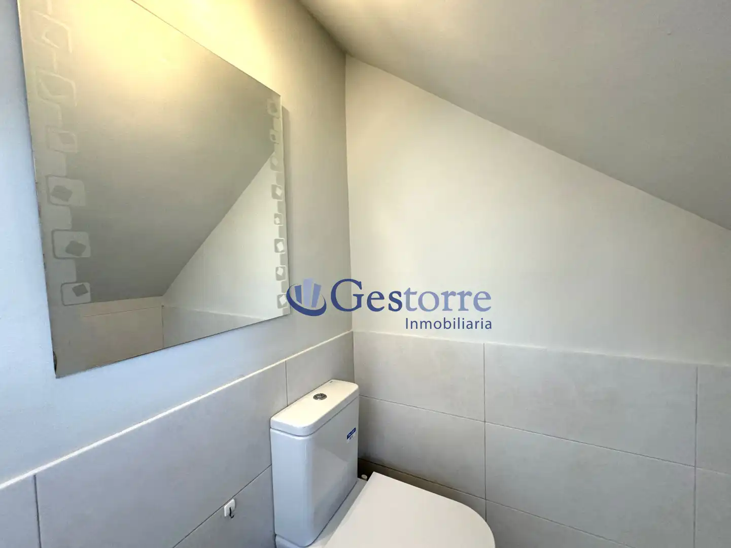 Flat for rent in Calle Martinez Cachero, Parque del Oeste