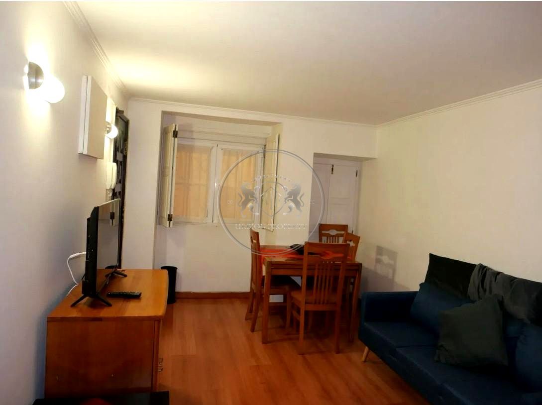 Sala d'estar de Planta baixa en venda en  Madrid Capital amb Calefacció