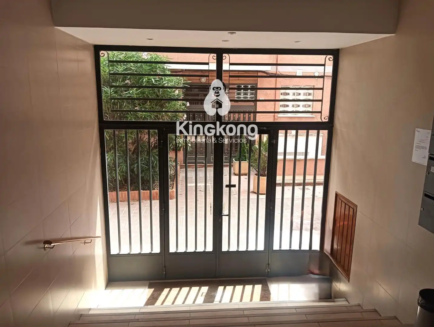 Piso en venta en Alcobendas con Calefacción, Terraza y Amueblado