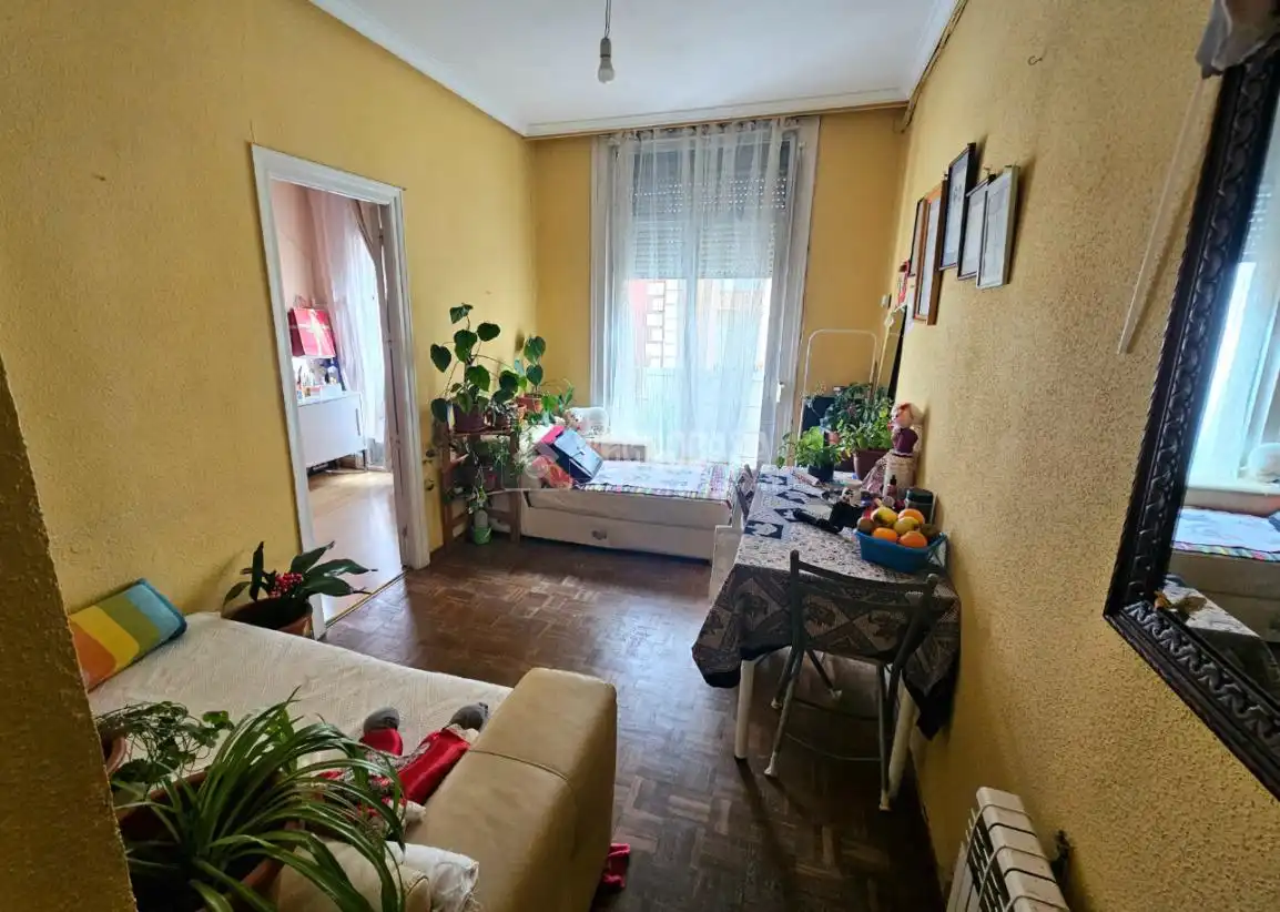 Sala d'estar de Pis en venda en Madrid amb Calefacció i Balcó