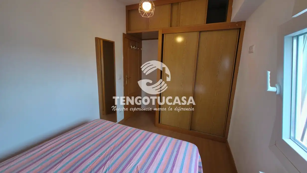 Bedroom of Flat for rent in Madrid  with Air Conditioner, Heating and Furnished