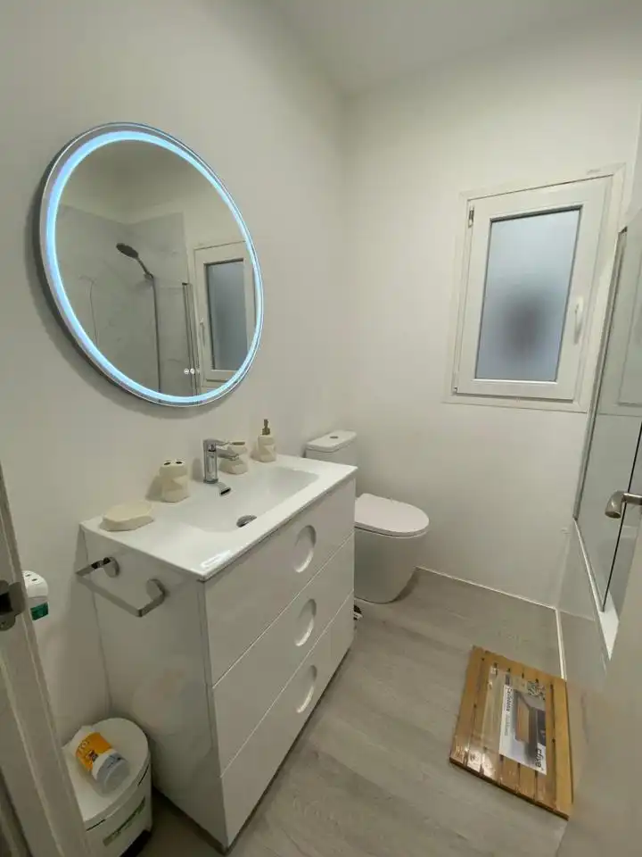 Bathroom of Flat for rent in Santa Cruz de Tenerife  with Air Conditioner, Terrace and Furnished