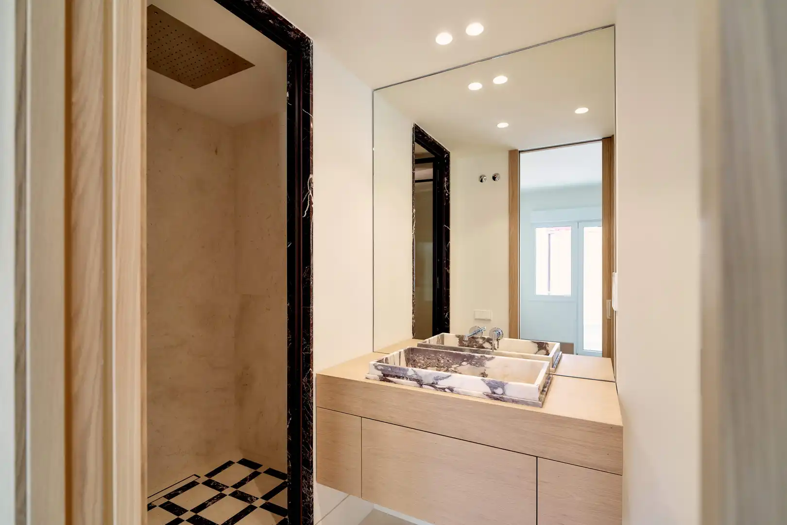 Baño de Piso en venta en Madrid con Terraza y Trastero