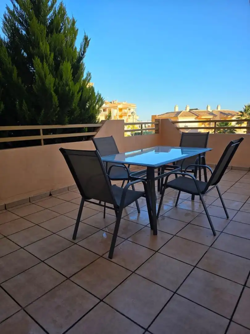 Pis amb piscina en venda a Carrer Berna, imagen 8