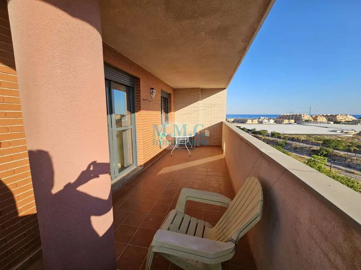 Habitación de Piso en venta en Roquetas de Mar con Aire acondicionado, Terraza y Amueblado