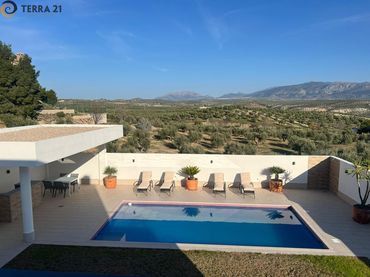 Detached house with pool for sale in Puente Tablas - Puente Nuevo - Cerro Molina