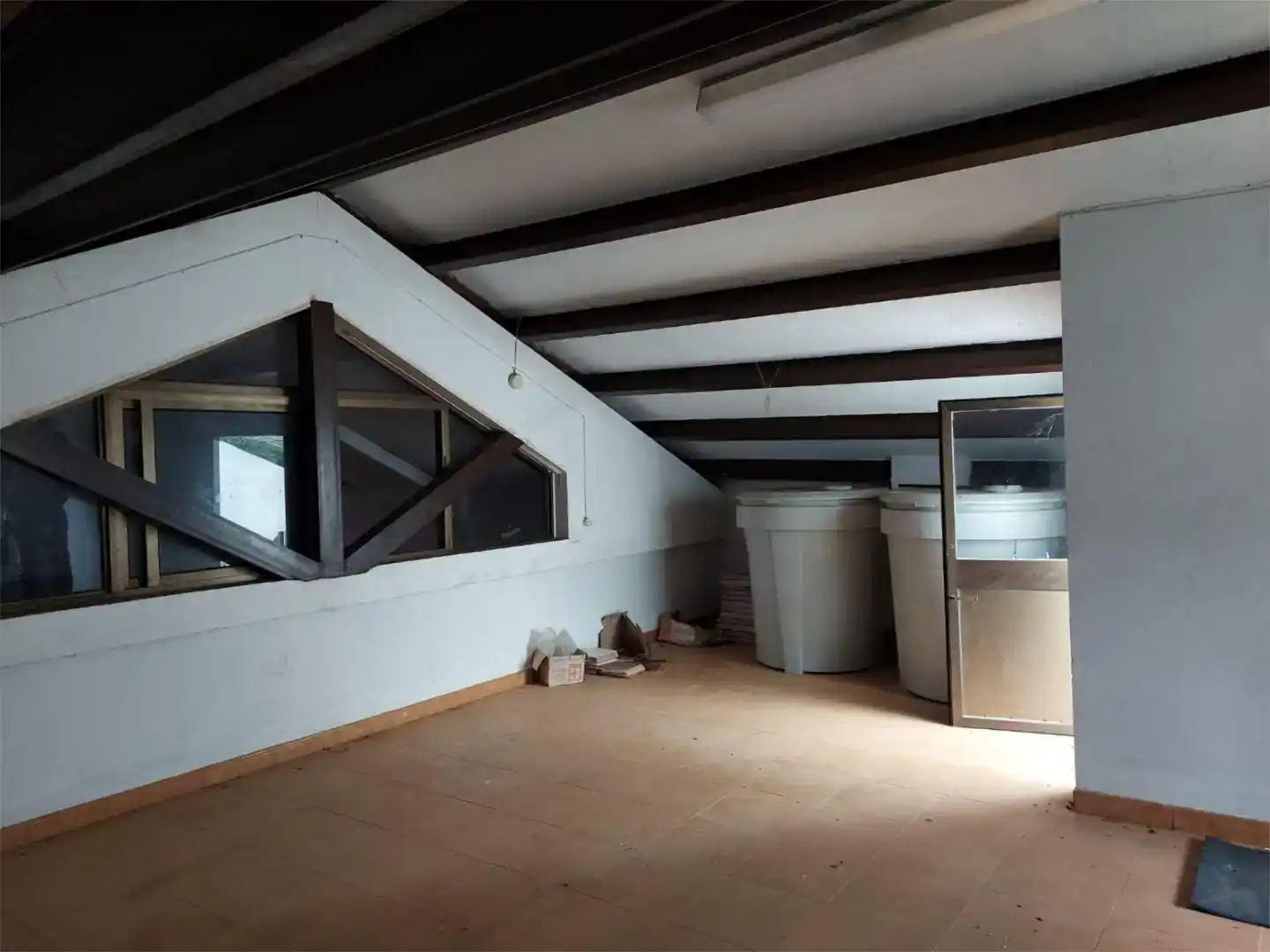Nave industrial en venta en Higuera de la Sierra
