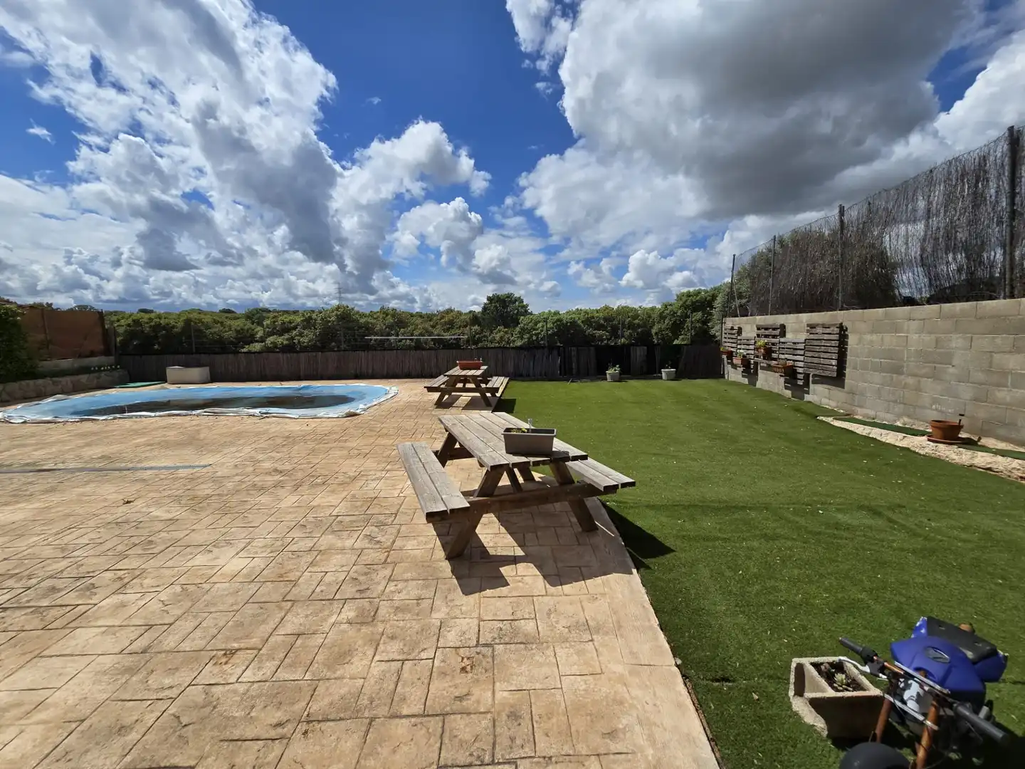 Piscina de Casa o xalet en venda en Chiloeches amb Calefacció, Jardí privat i Piscina
