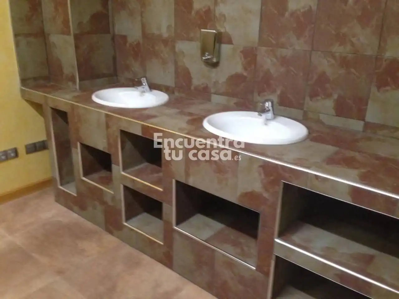 Local comercial en venda a Calle Rodrigo Ximenez de Rada 18, imagen 31