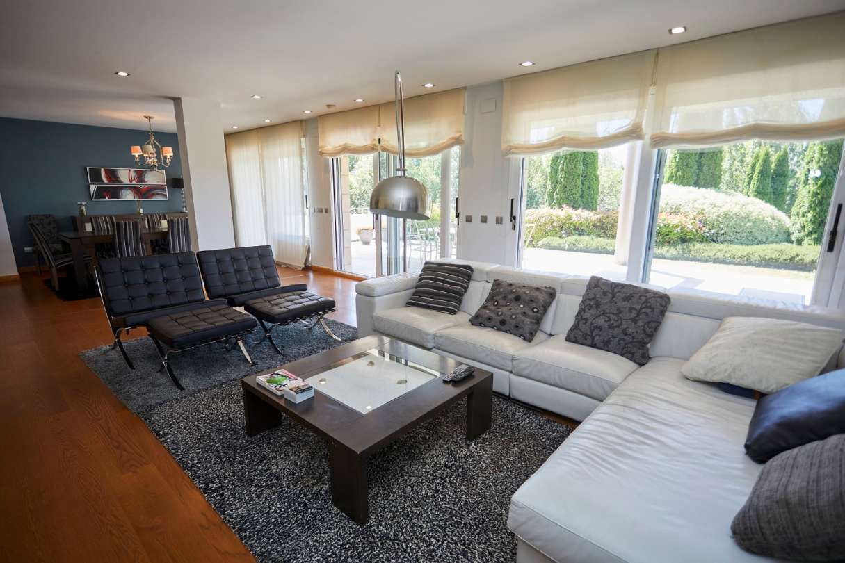 Sala de estar de Casa o chalet en venta en Legutio con Calefacción, Jardín privado y Terraza