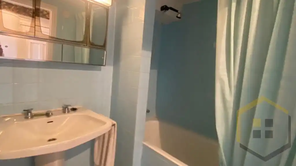 Bathroom of Houses for sale in Atienza  with Internet