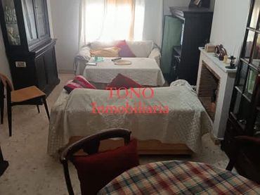 Maison mitoyenne avec balcon à vendre à Écija
