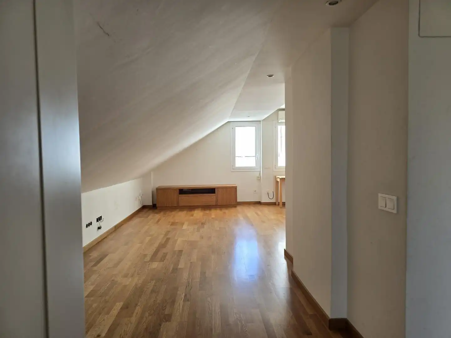 Ático en venta en Barcelona con Calefacción, Parquet y Terraza