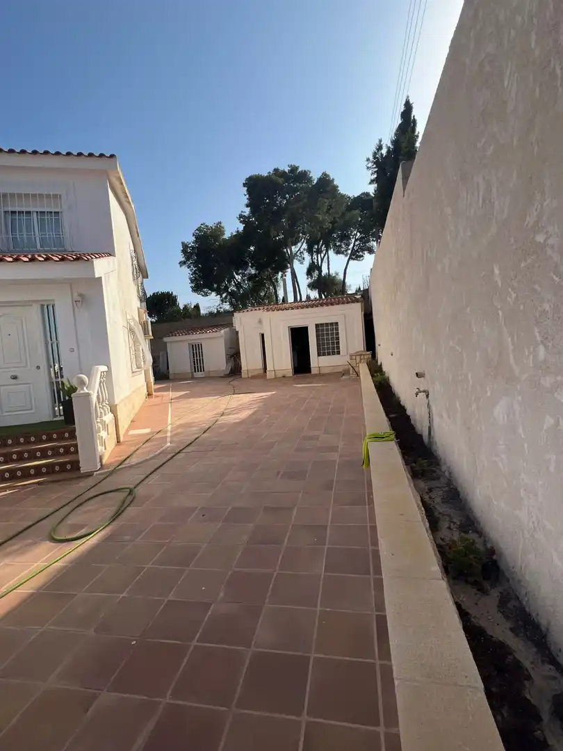 Vista exterior de Casa o chalet en venta en Mutxamel con Aire acondicionado, Calefacción y Jardín privado