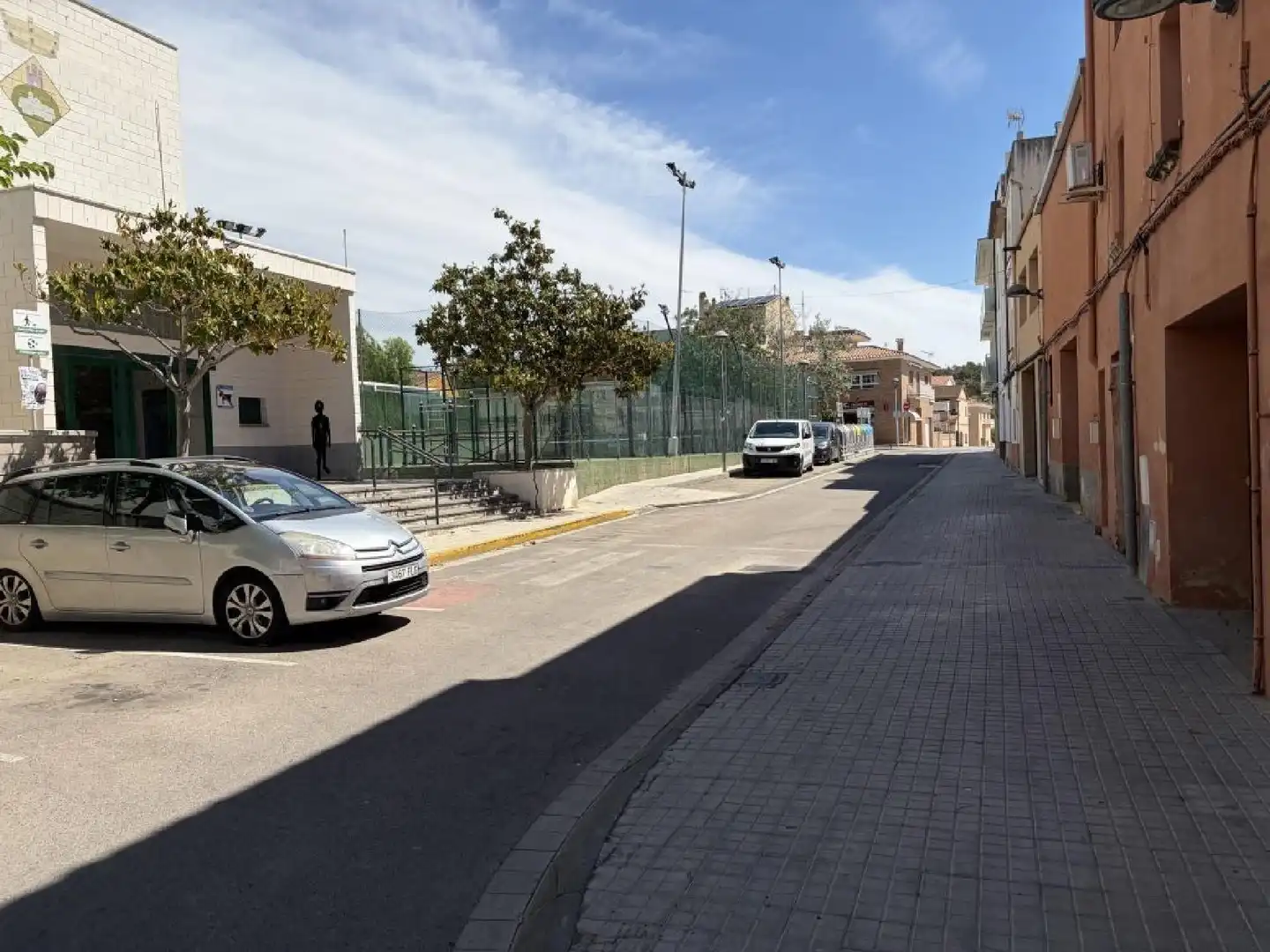 Aparcament de Pis en venda en La Pobla de Montornès   amb Terrassa