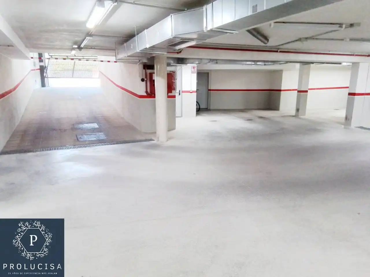 Parking of Detached homes for sale in Moraleja de Enmedio  with Heating and Terrace