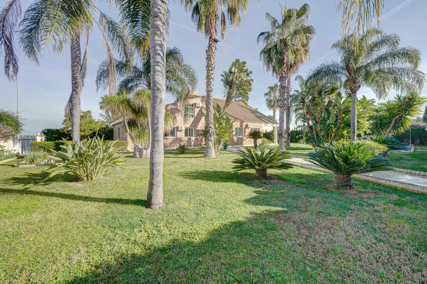 Exterior view of Houses for sale in San Antonio de Benagéber  with Heating, Private garden and Swimming Pool