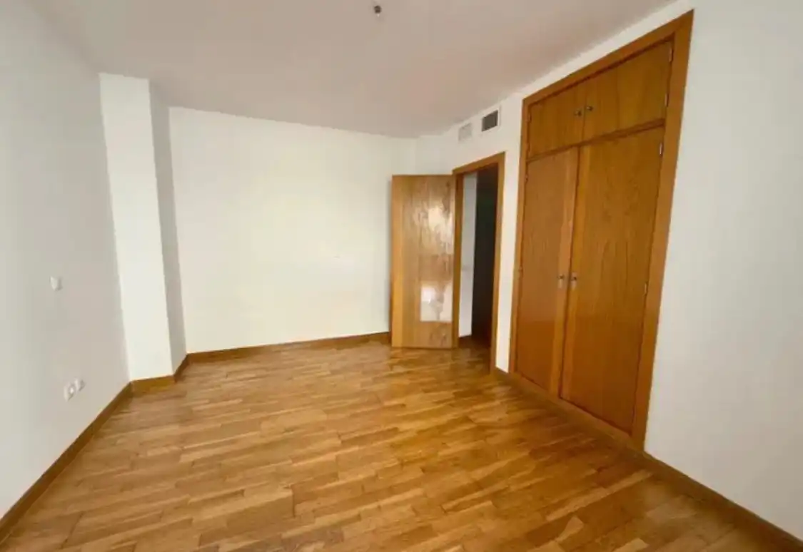 Dormitori de Casa o xalet en venda en Badajoz amb Aire condicionat, Jardí privat i Terrassa