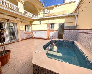 Piscina de Casa adosada en venda en Fuengirola amb Aire condicionat i Piscina