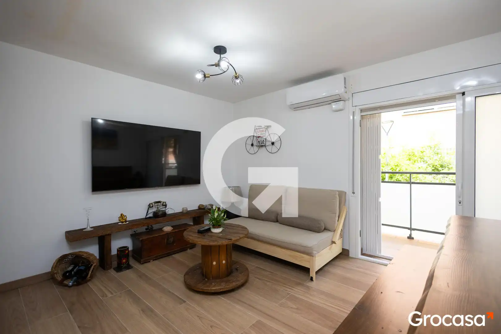 Living room of Flat for sale in Barcelona  with Air Conditioner, Heating and Furnished