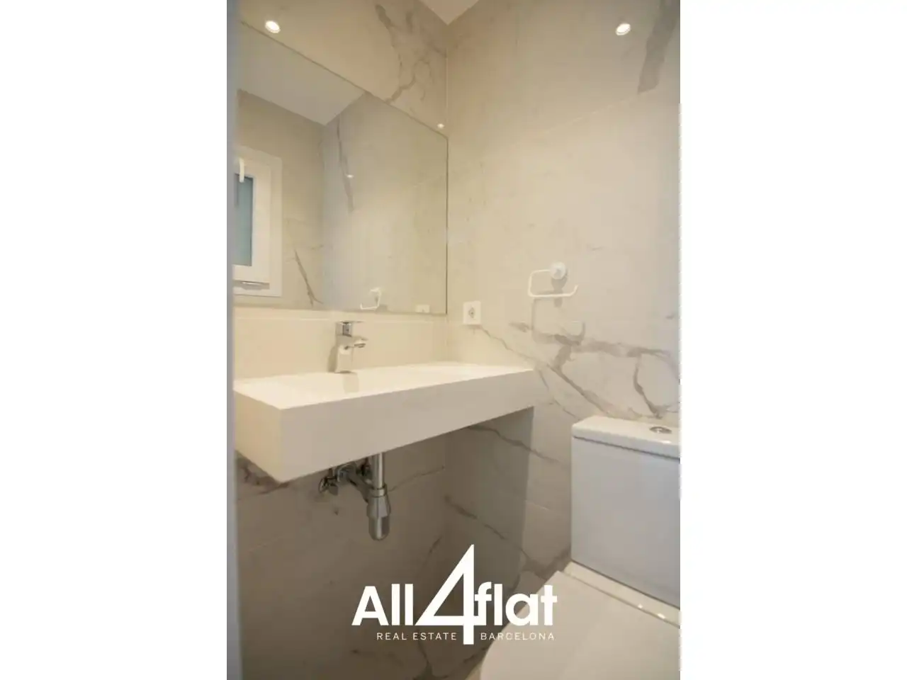 Flat with lift for sale in Calle Villarroel, imagen 20