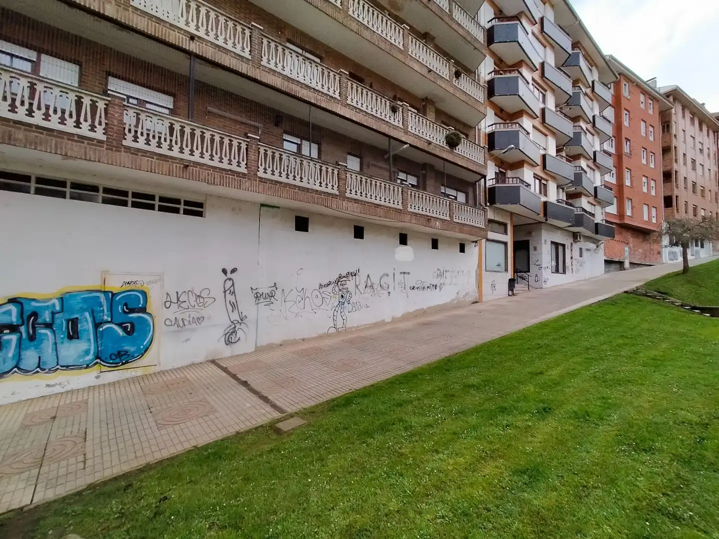 Gewerbefläche zum Verkauf in Pravia, imagen 11