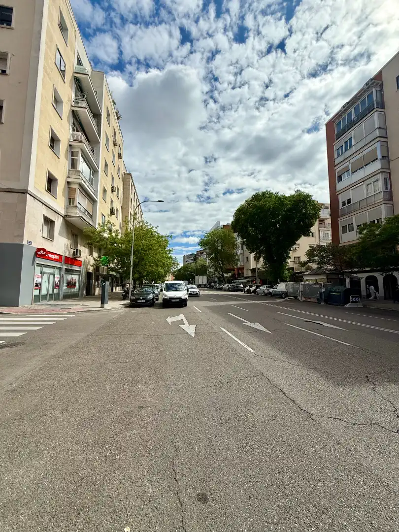 Außenansicht von Maisonette zum Verkauf in Madrid mit Heizung
