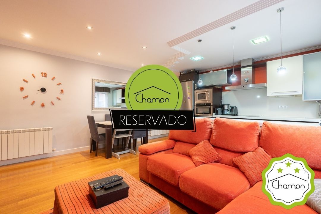 Sala d'estar de Pis en venda en Bilbao  amb Calefacció