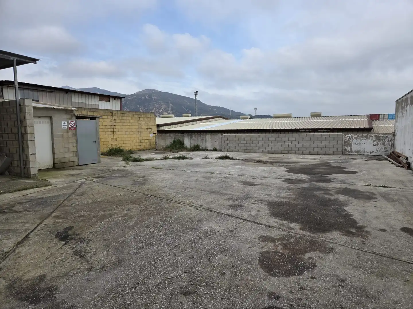 Nau industrial en venda a La Granja - La Colina - Los Pastores, imagen 2