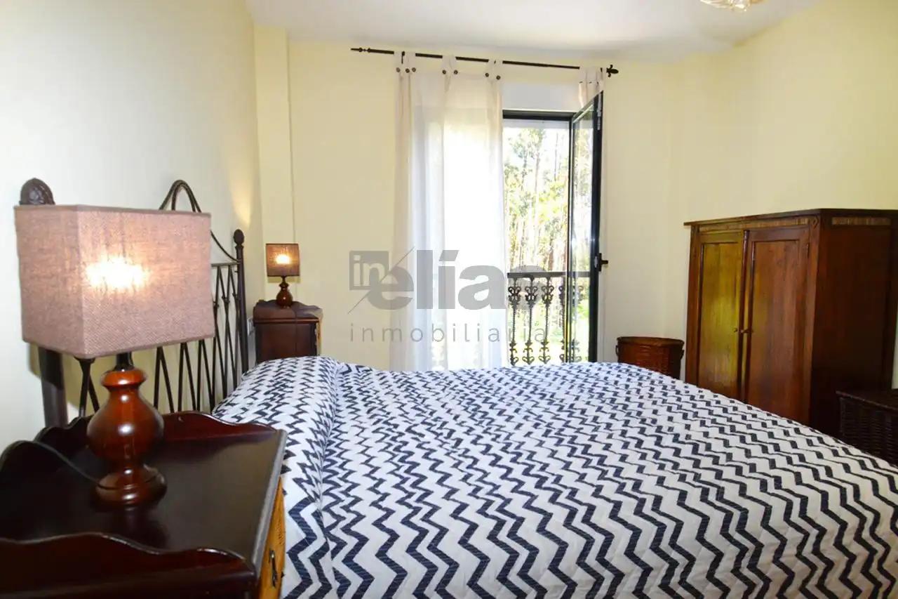 Habitación de Piso en venta en Cee con Piscina, Amueblado y Balcón