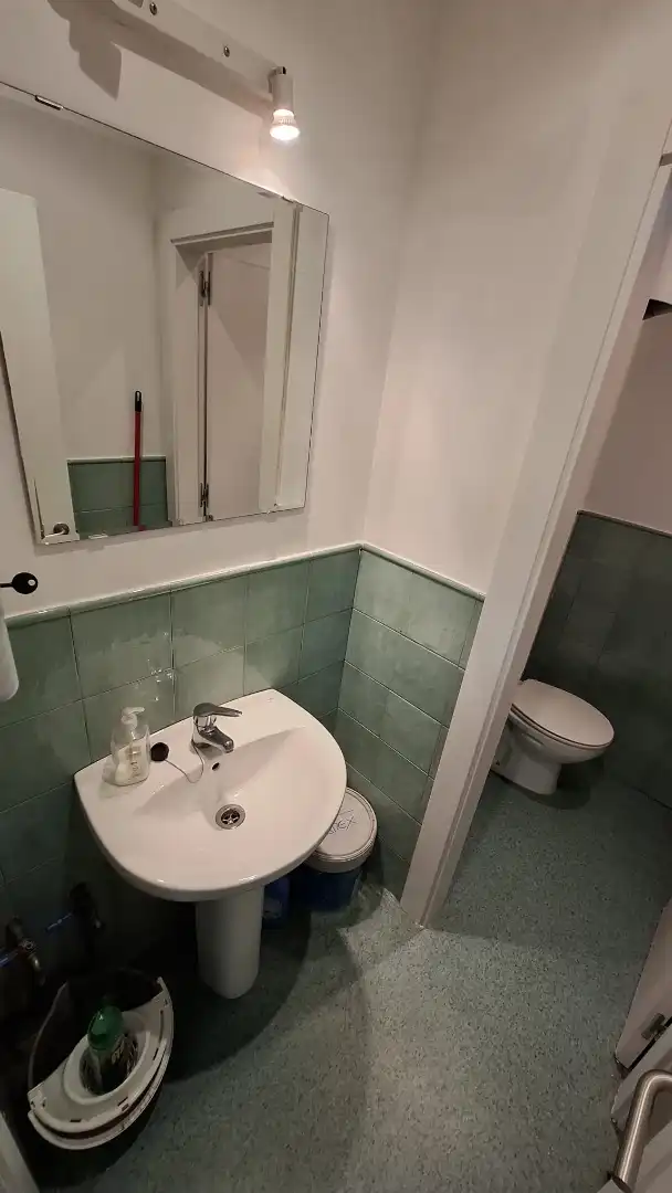 Baño de Local de alquiler en Carreño