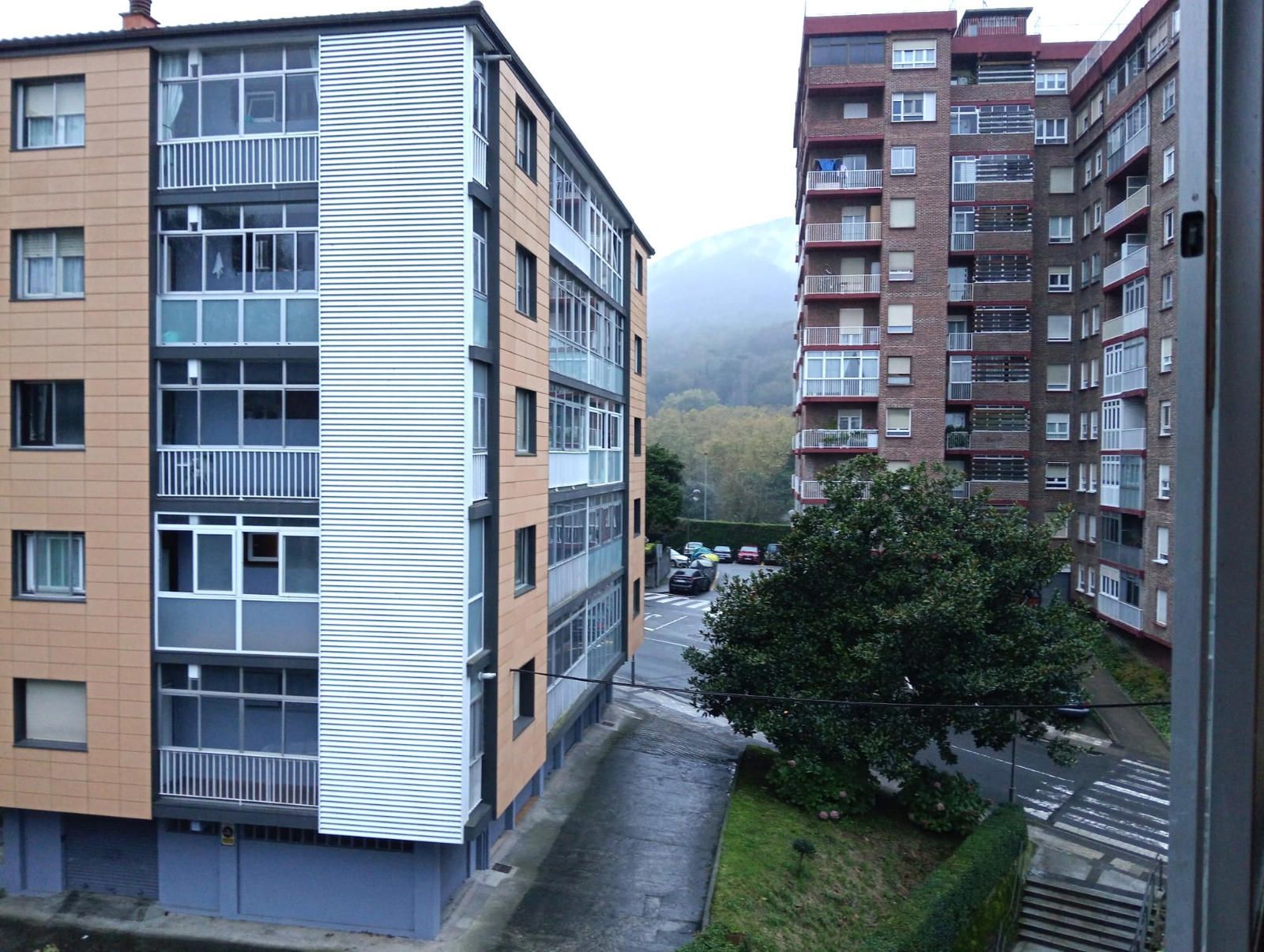 Exterior view of Flat for sale in Andoain  with Heating, Parquet flooring and Terrace