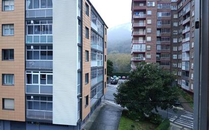 Außenansicht von Wohnung zum verkauf in Andoain mit Heizung, Parkett und Terrasse