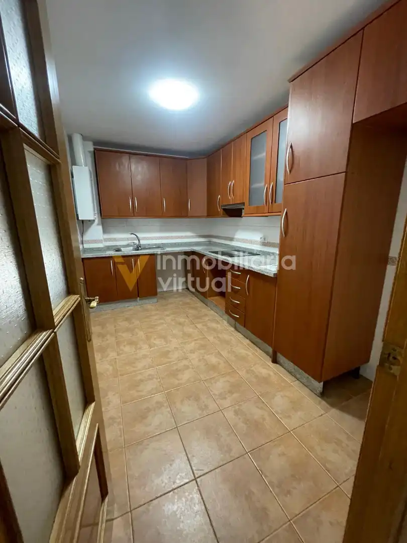 Piso con ascensor en venta en Calle Jaime, imagen 3