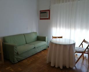 Living room of Study to rent in  Sevilla Capital  with Air Conditioner, Terrace and Furnished